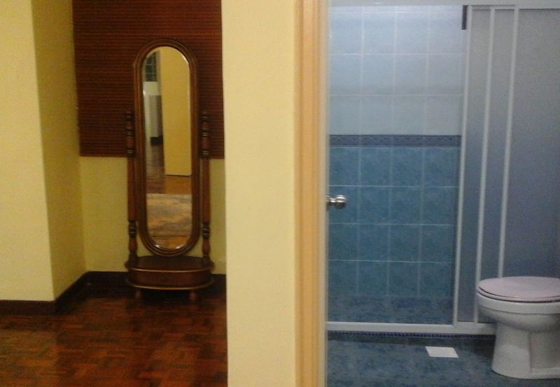 2-storey terraced house at Bukit Setiawangsa for Sale