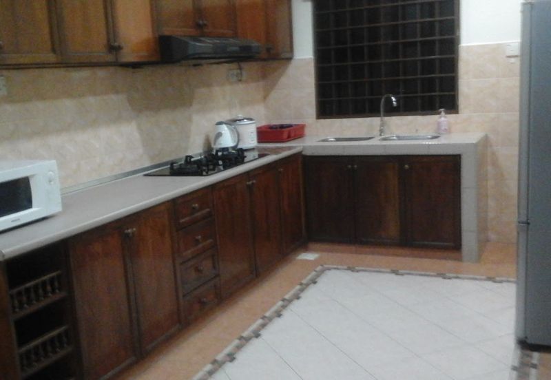 2-storey terraced house at Bukit Setiawangsa for Sale