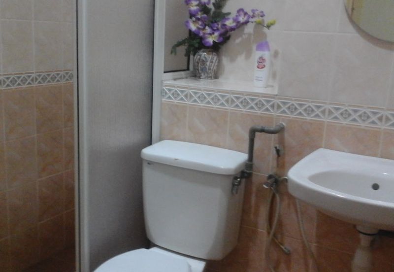 2-storey terraced house at Bukit Setiawangsa for Sale