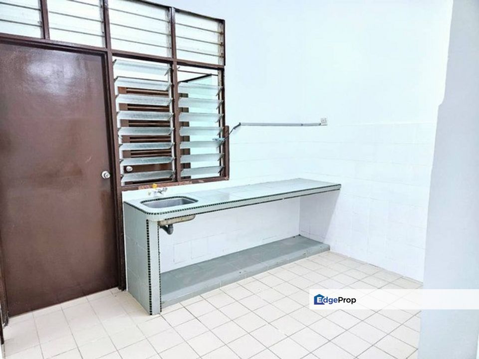 Pangsapuri Orchid, Taman Puchong Prima, , 