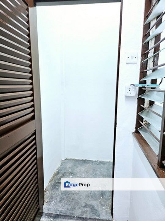 Pangsapuri Orchid, Taman Puchong Prima, , 