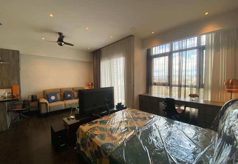 28 Boulevard (28 BLVD)