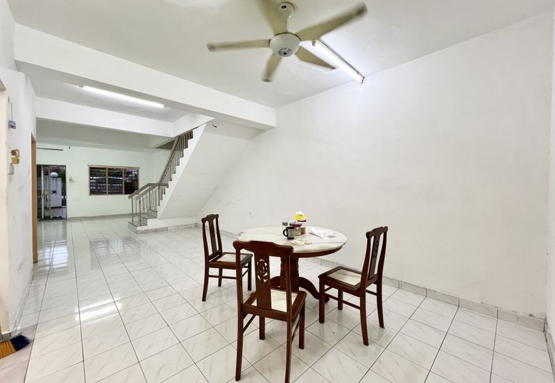 Taman Taynton (Taynton View)