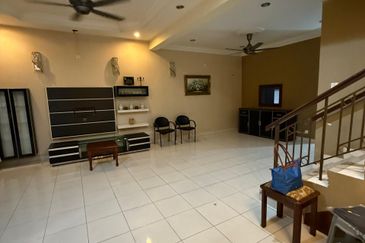 Bandar Tun Hussein Onn