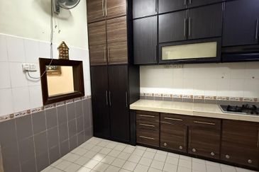 Bandar Tun Hussein Onn