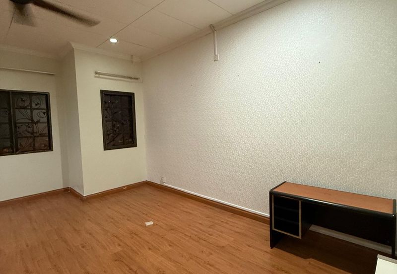 Bandar Tun Hussein Onn