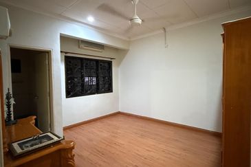 Bandar Tun Hussein Onn