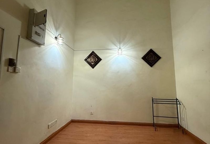 Bandar Tun Hussein Onn