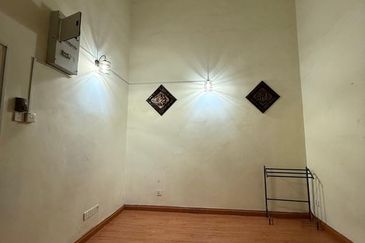 Bandar Tun Hussein Onn