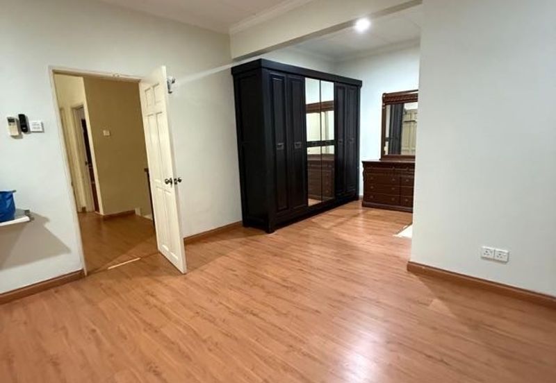 Bandar Tun Hussein Onn