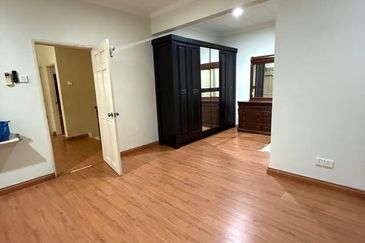 Bandar Tun Hussein Onn