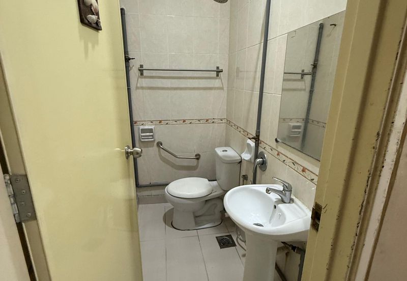 Bandar Tun Hussein Onn