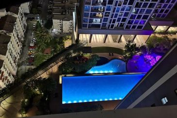 28 Boulevard (28 BLVD)