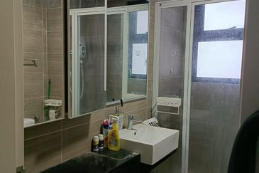 28 Boulevard (28 BLVD)