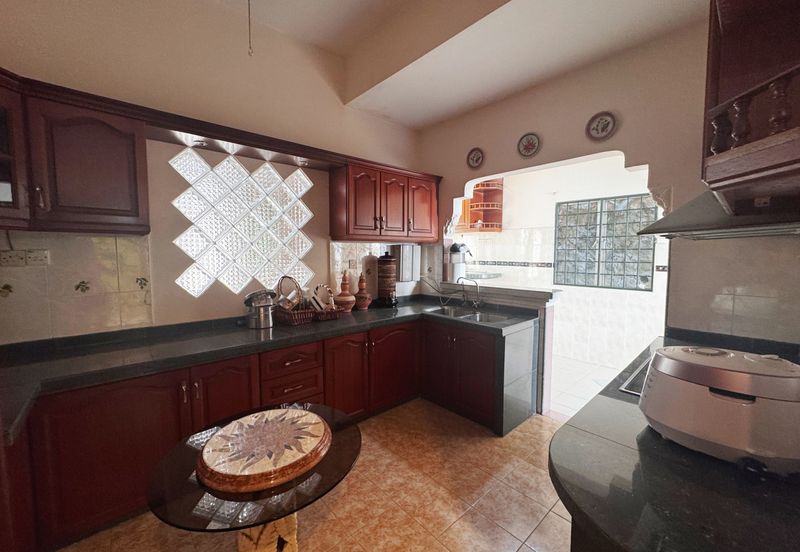 Bandar Tun Hussein Onn