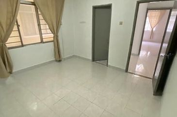 PV3 Platinum Hill Condominium