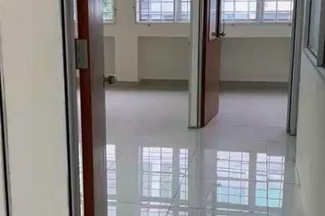 Jalan Kenari, Bandar Puchong Jaya