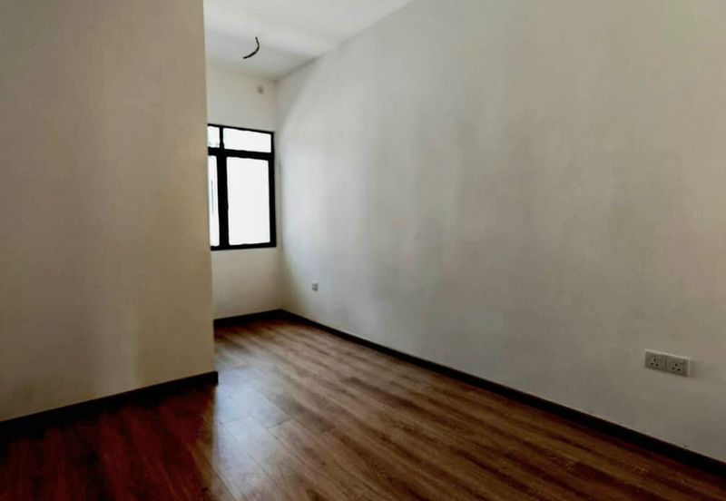 Bandar Tun Hussein Onn