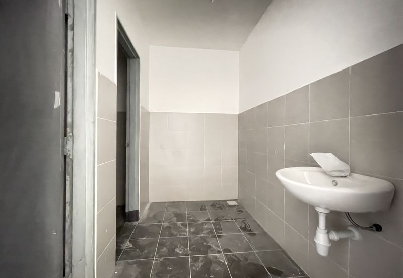 The Netizen, Bandar Tun Hussein Onn