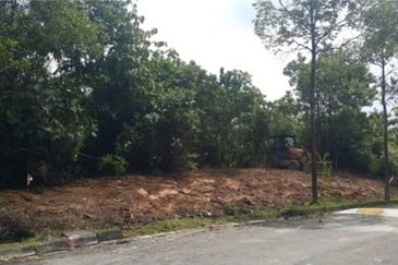 Jalan Equine, Taman Equine