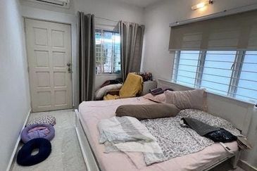 SL7, Bandar Sungai Long