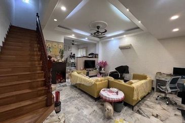 SL7, Bandar Sungai Long