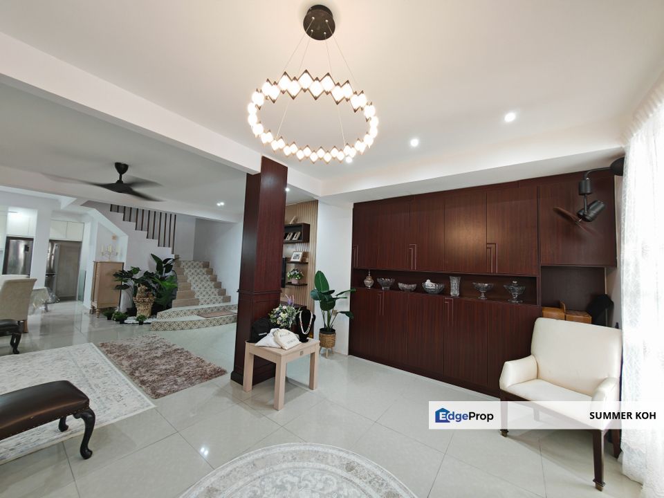 Bukit Utama Antarabangsa Ampang, 3.5 Storey Terrace For Sale, well maintained, move in condition, bumi lot, Selangor, Ampang