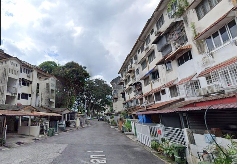 Taman Midah Townhouse