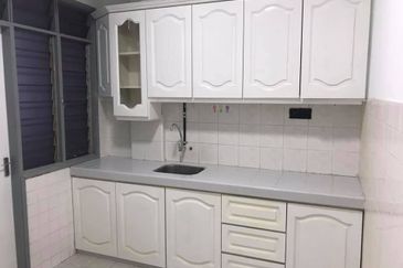 Cheras Perdana Apartment Block D, E