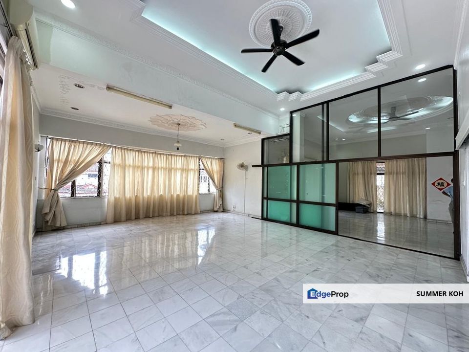 Taman Taynton View Cheras, 2.5 Storey Bungalow FOR SALE. Freehold, Prime Location, Foreigner can buy, Limited, Kuala Lumpur, Cheras