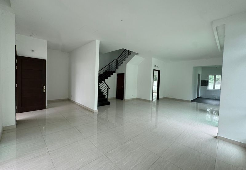 Suria Villa @ Sungai Long