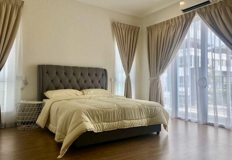 Suria Villa @ Sungai Long