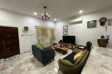 SL7, Bandar Sungai Long