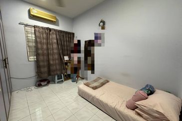 SL7, Bandar Sungai Long