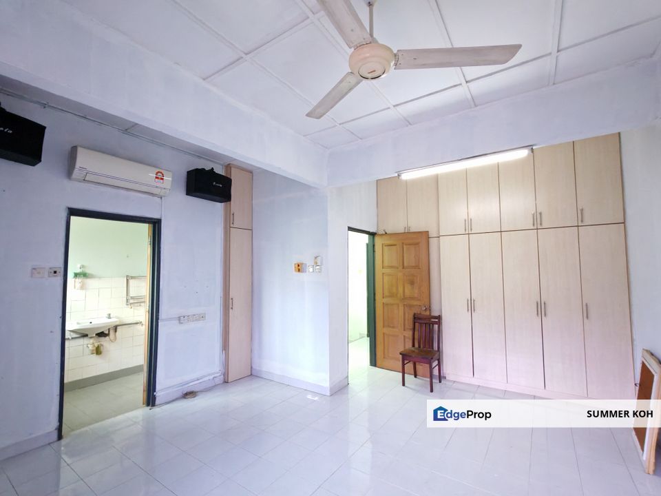 Taman Desa Serdang, Seri Kembangan, 2 Storey Terrace For Sale, Selangor, Seri Kembangan
