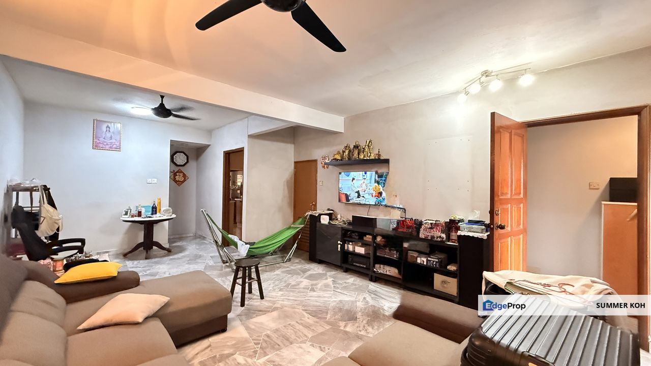 Taman Bukit Belimbing Seri Kembangan Balakong, 2 Storey Terrace For Sale, move in condition, freehold, Selangor, Seri Kembangan