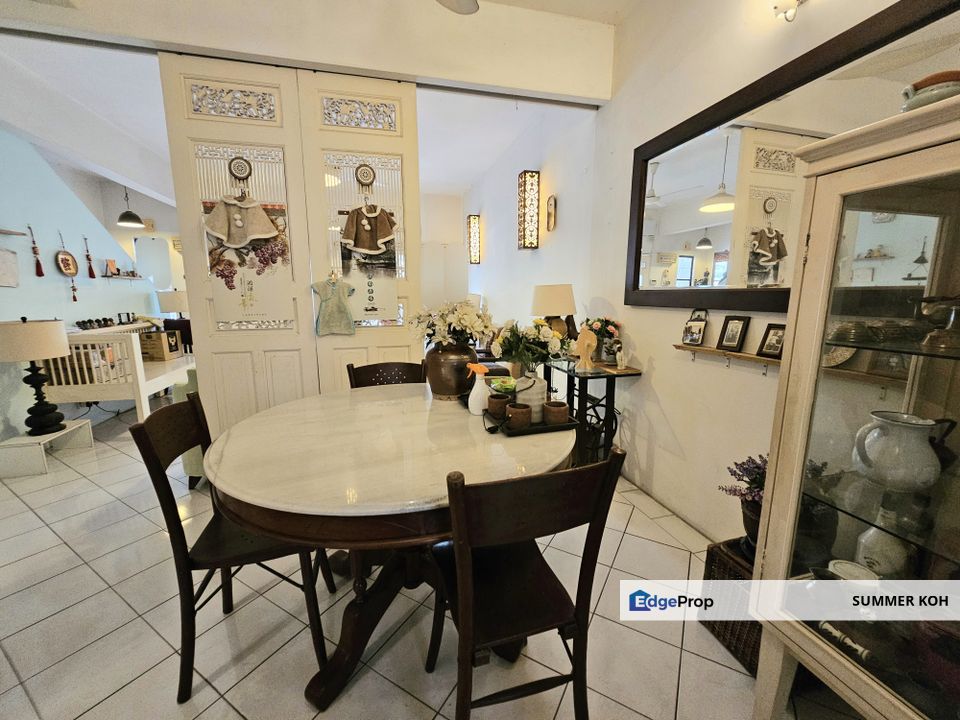 Taman Cheras Hartamas Cheras 2 storey terrace hosue FOR SALE, Renovated, Extended, gated & guarded, No facing house, Selangor, Cheras