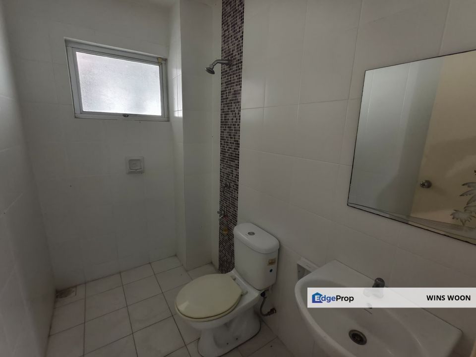 Super Cheap Limited 2.5 Storeys Terrace @ Bandar Mahkota Cheras Sek9, Selangor, Cheras