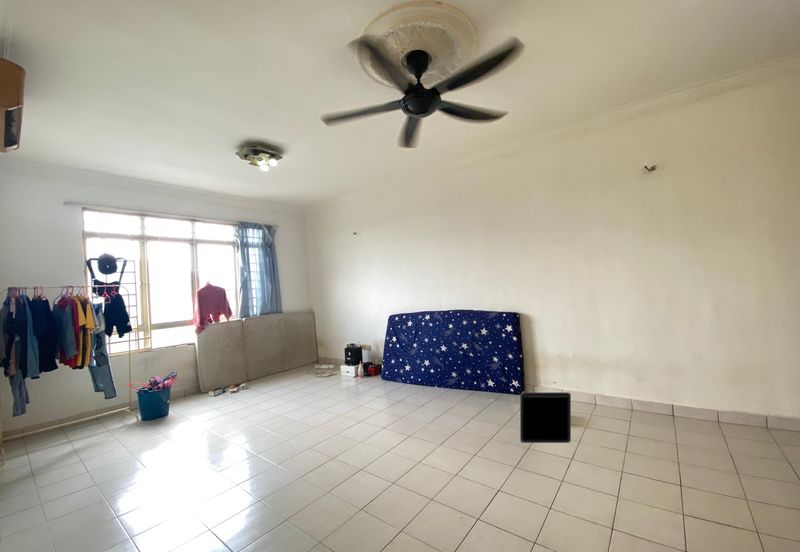 Pangsapuri Bayu Suria (Summerfields Apartments)