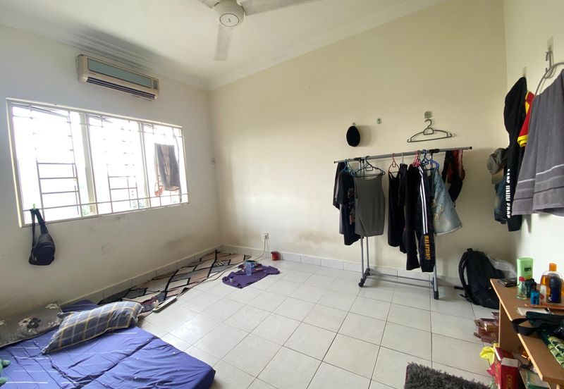 Pangsapuri Bayu Suria (Summerfields Apartments)