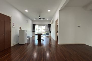 3sty bungalow @ Taming Mutiara 2,Bandar Sungai Long 