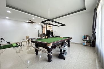 3sty bungalow @ Taming Mutiara 2,Bandar Sungai Long 