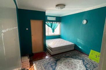 Persiaran Sungai Long 7