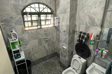 Persiaran Sungai Long 7