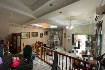 Persiaran Sungai Long 7