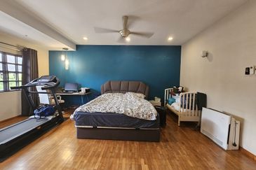 SL 4, Bandar Sungai Long