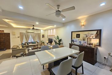 SL 4, Bandar Sungai Long