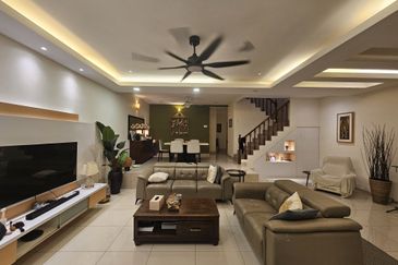 SL 4, Bandar Sungai Long