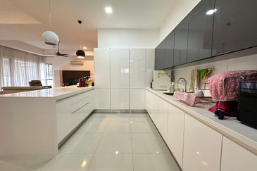 Jadite Suites @ Jade Hills