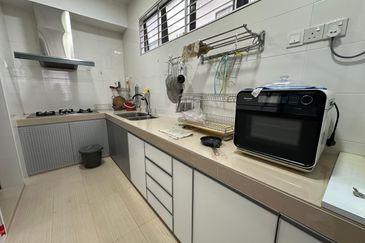 Jadite Suites @ Jade Hills